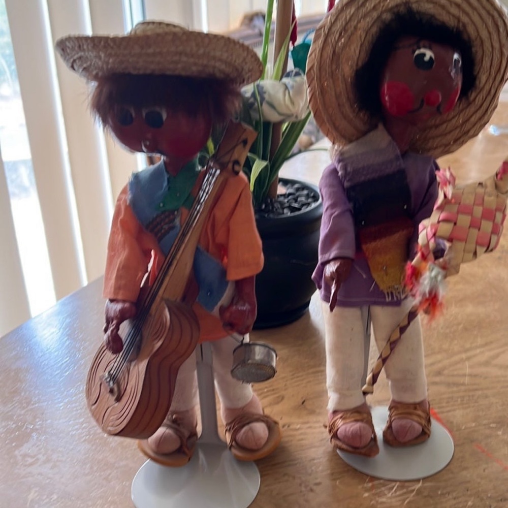 Vintage folk Art Paper Mache